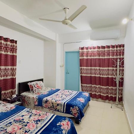 Mohammadia Restaurant & Guest House Near United Hospital 达卡 外观 照片