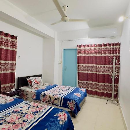 Mohammadia Restaurant & Guest House Near United Hospital 达卡 外观 照片