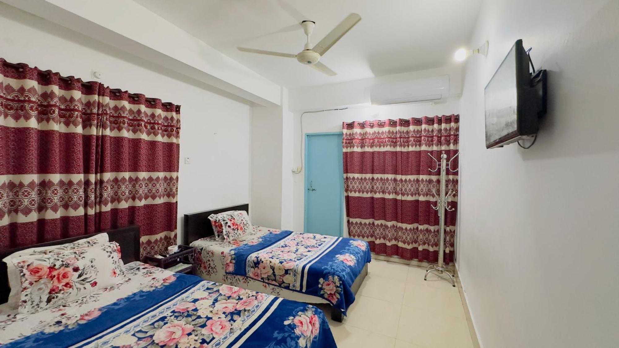 Mohammadia Restaurant & Guest House Near United Hospital 达卡 外观 照片