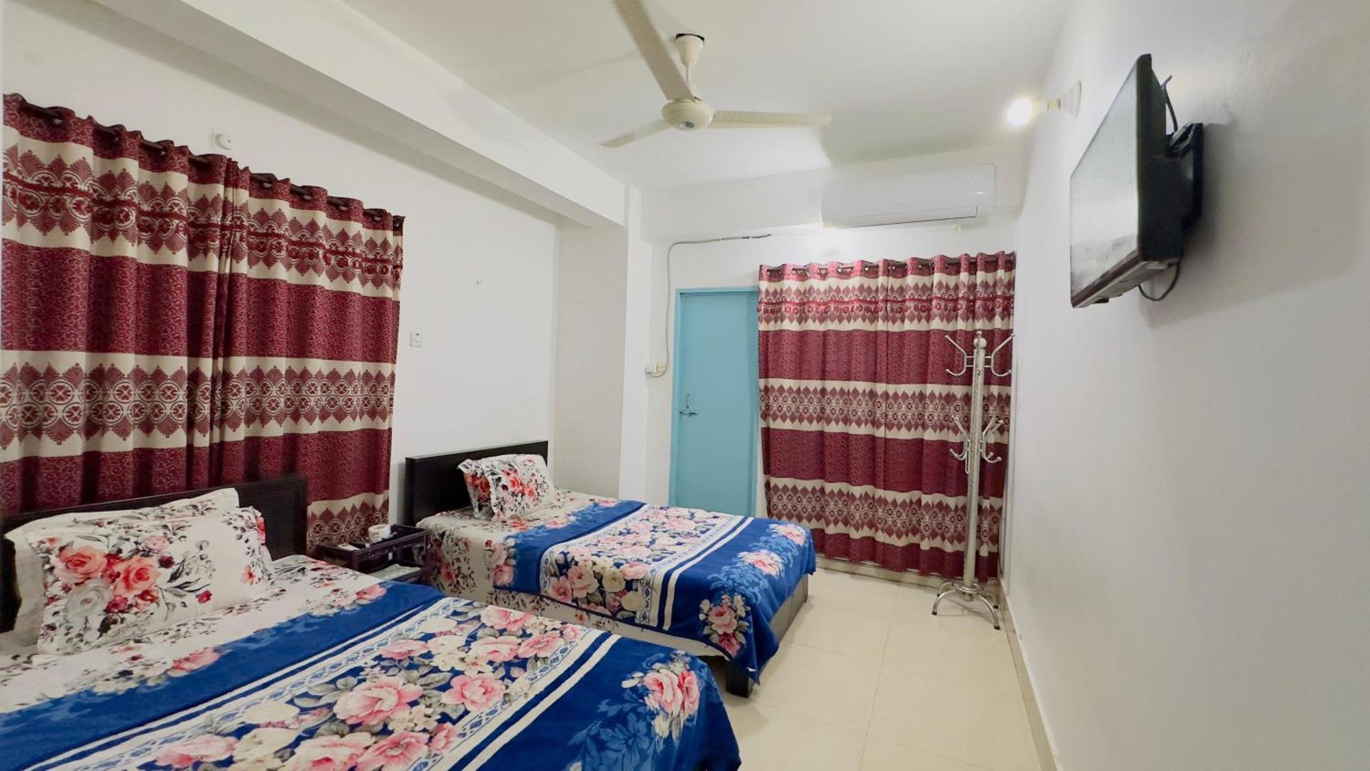 Mohammadia Restaurant & Guest House Near United Hospital 达卡 外观 照片