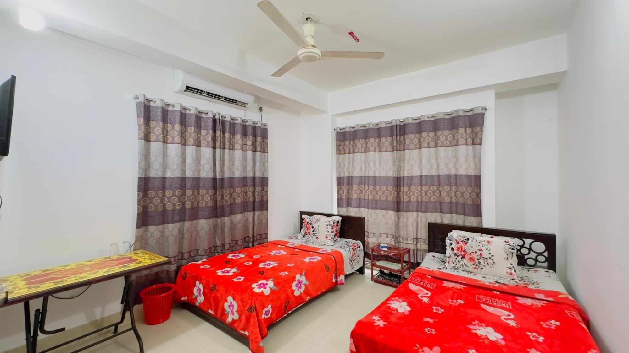 Mohammadia Restaurant & Guest House Near United Hospital 达卡 外观 照片