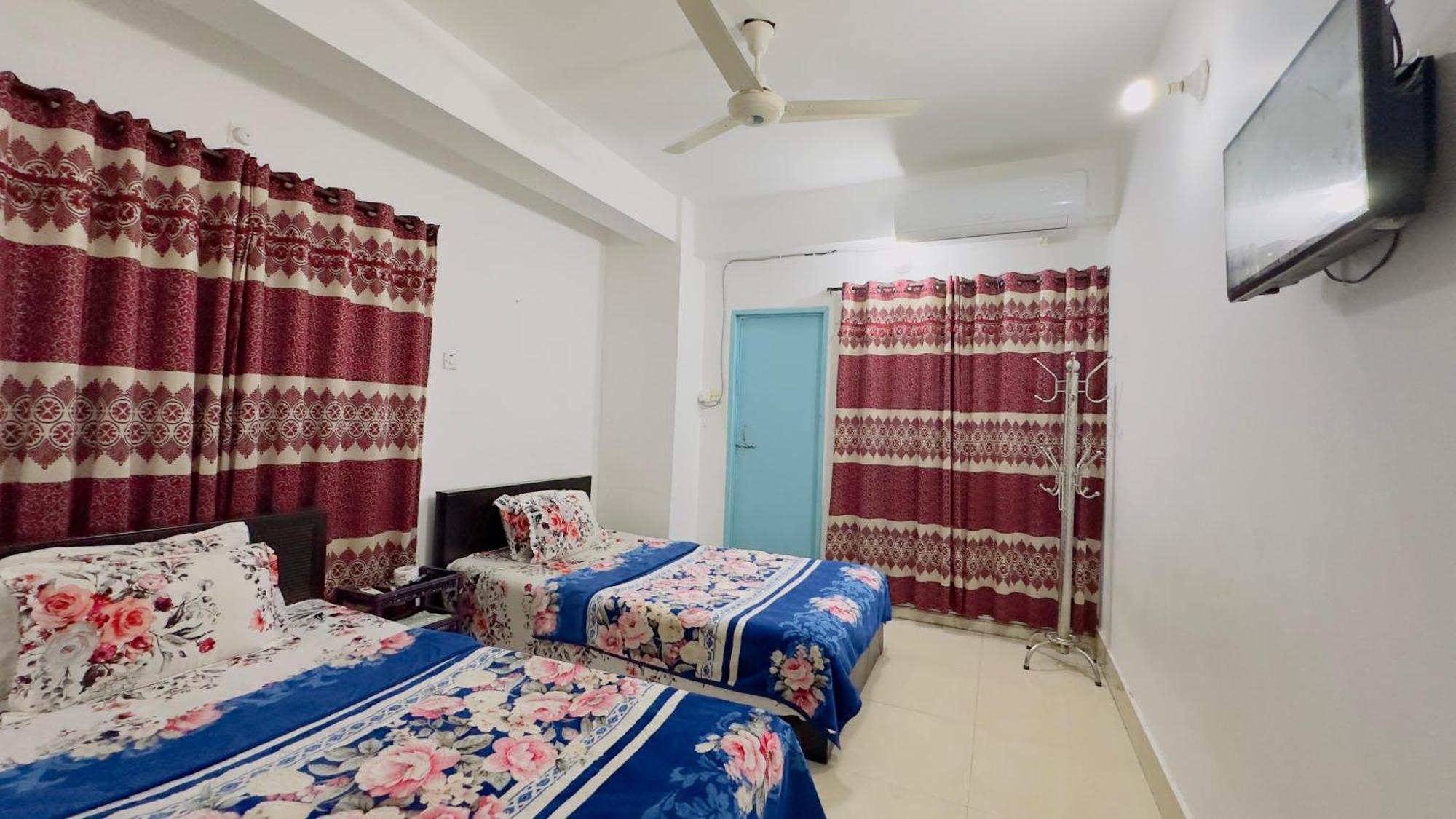 Mohammadia Restaurant & Guest House Near United Hospital 达卡 外观 照片