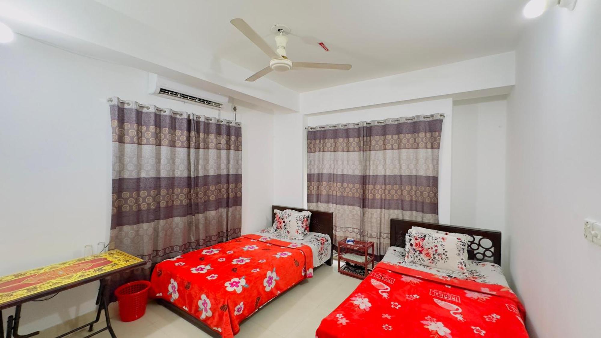 Mohammadia Restaurant & Guest House Near United Hospital 达卡 外观 照片