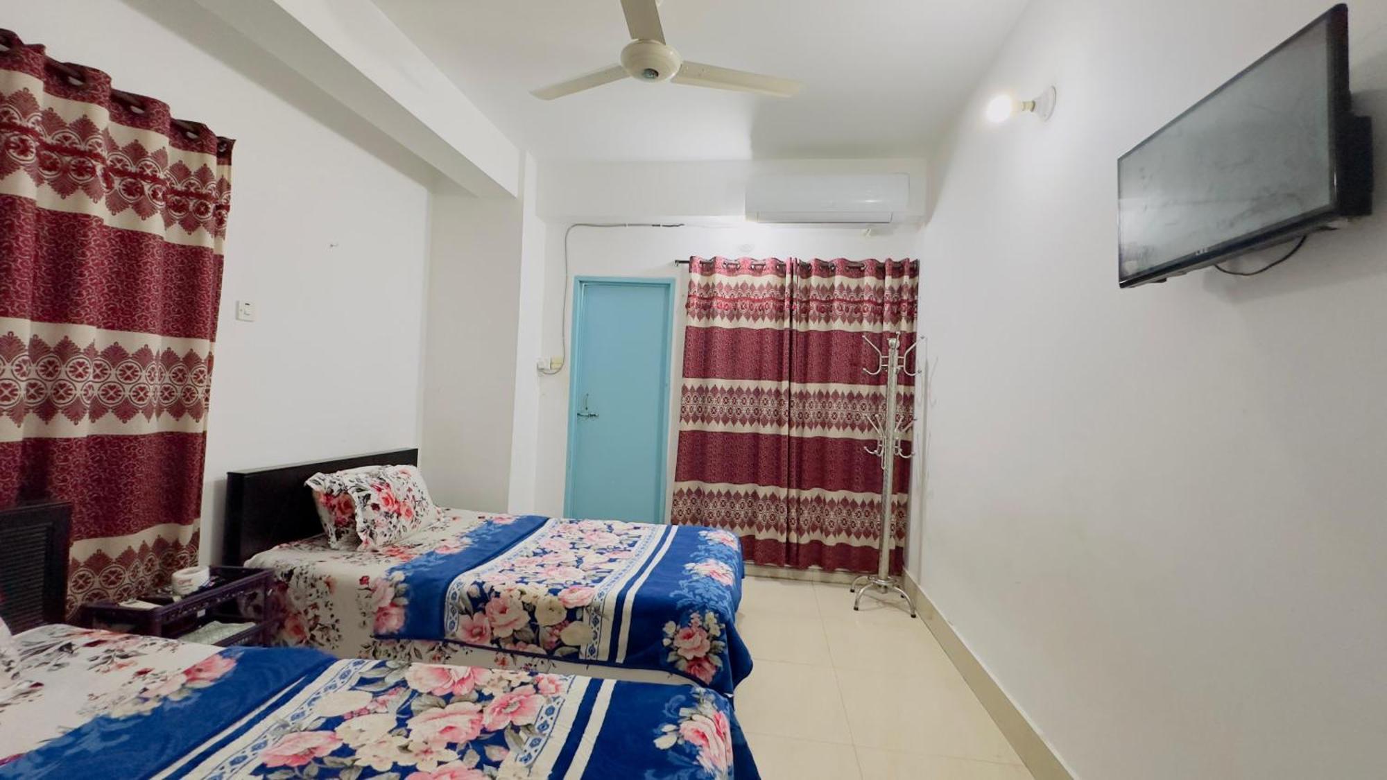 Mohammadia Restaurant & Guest House Near United Hospital 达卡 外观 照片