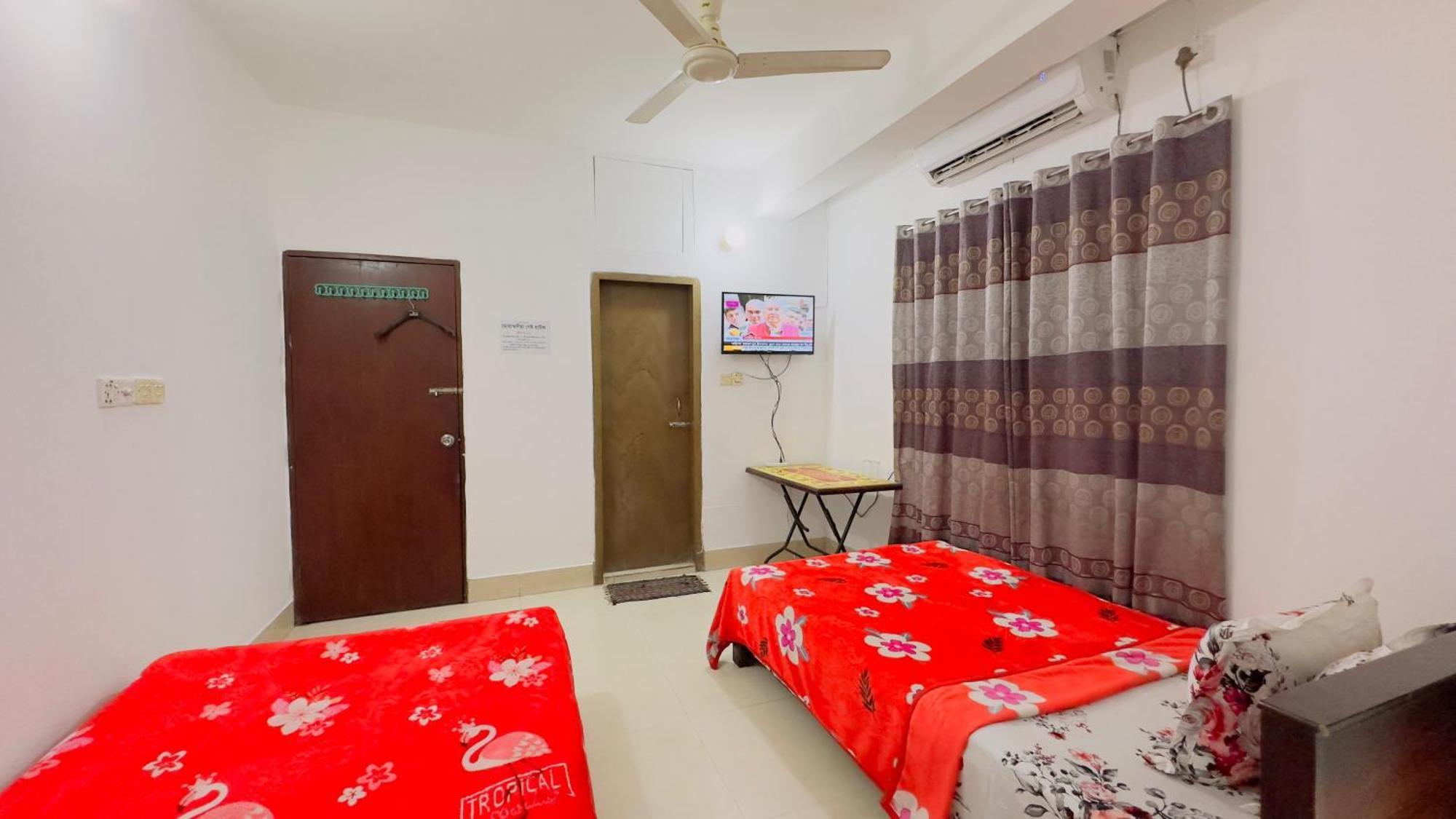Mohammadia Restaurant & Guest House Near United Hospital 达卡 外观 照片